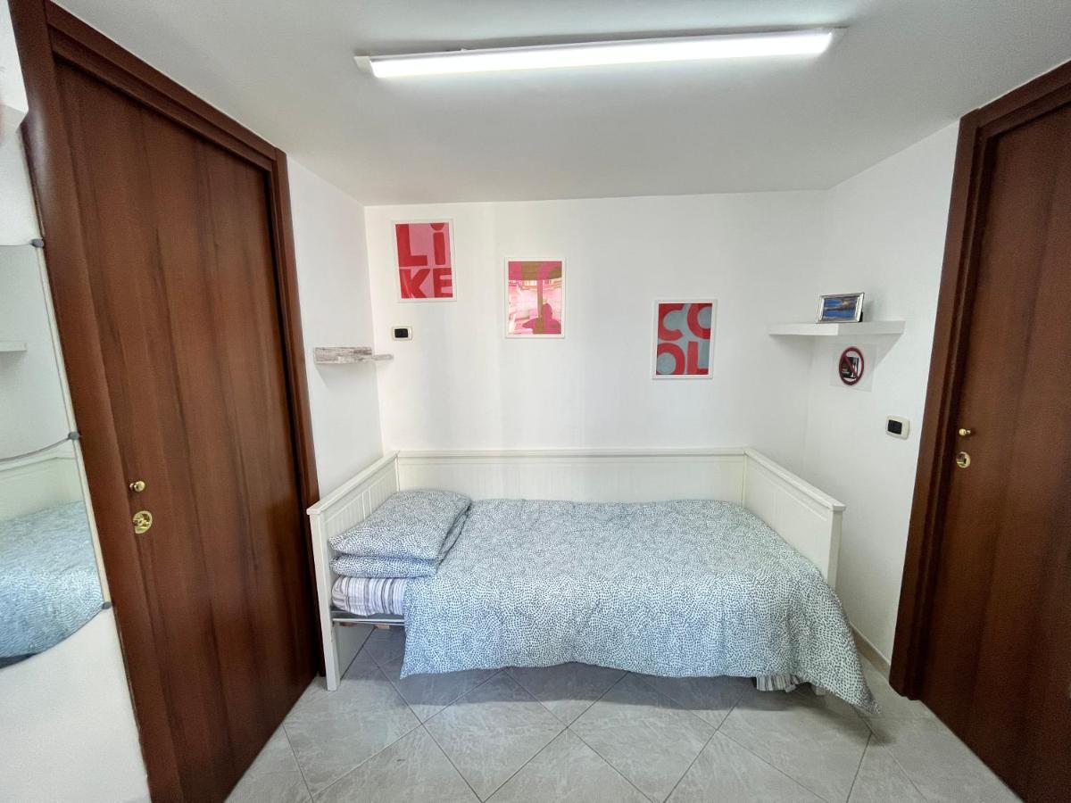 Regy Bed and Breakfast Napoli Eksteriør billede