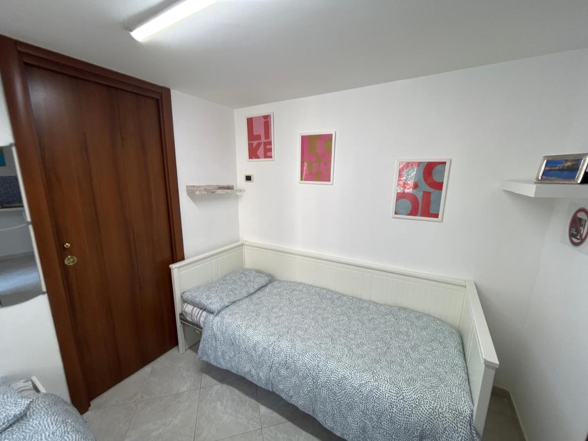 Regy Bed and Breakfast Napoli Eksteriør billede