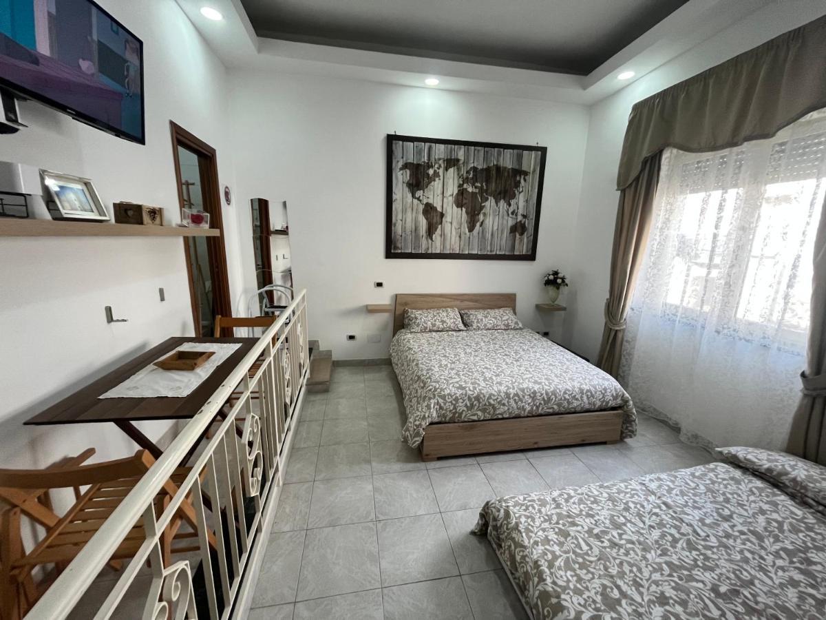 Regy Bed and Breakfast Napoli Eksteriør billede