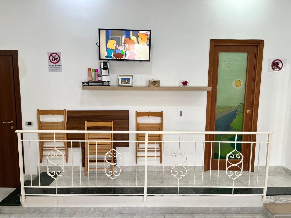Regy Bed and Breakfast Napoli Eksteriør billede